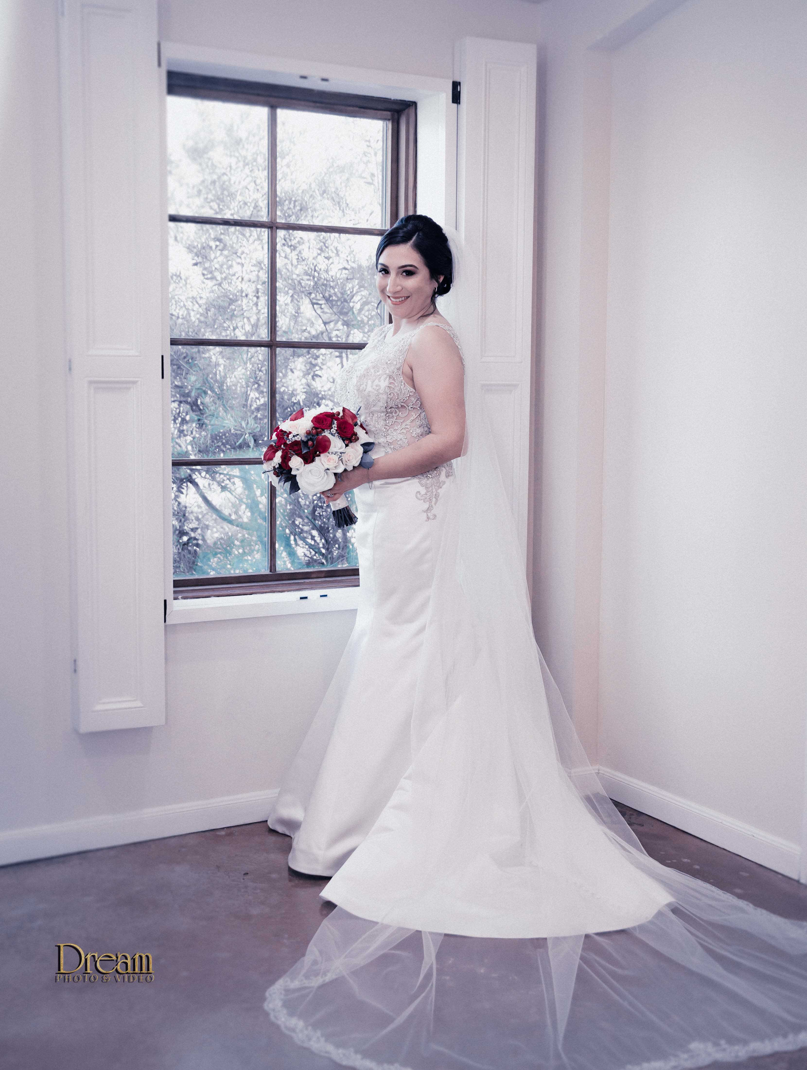 The Carriage House Houston Conroe Wedding Photographer